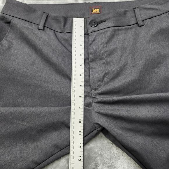 Lee Pants Womens 14 SHORT Gray Wrinkle Free Relaxed Fit Straight Leg Stretch - Picture 9 of 12